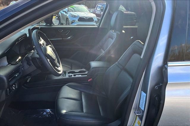 Used 2024 Lincoln Corsair Premiere image 25