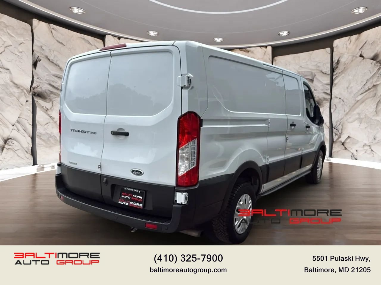 Used 2020 Ford Transit 250 Low Roof w/ Load Area Protection Package RWD image 4
