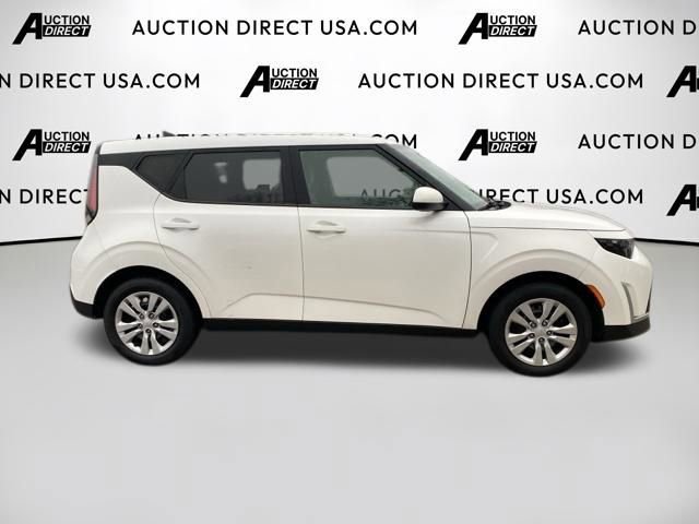 Used 2023 Kia Soul LX image 22