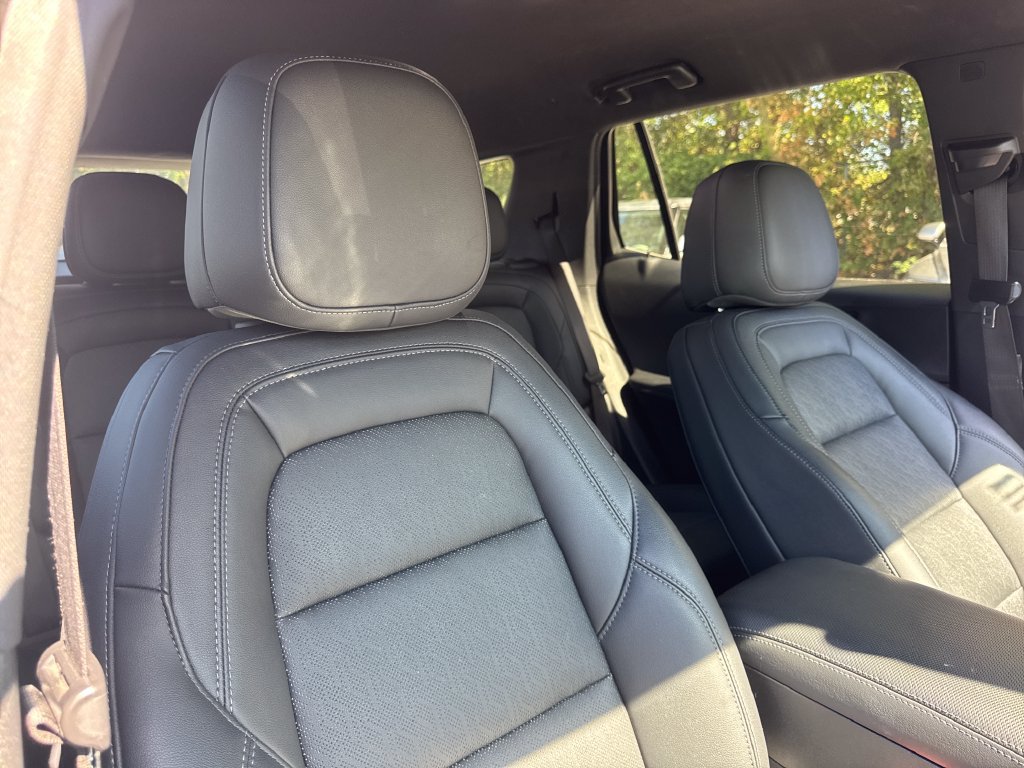 Used 2025 Chevrolet Equinox LT w/ Convenience Package II AWD/4WD image 26
