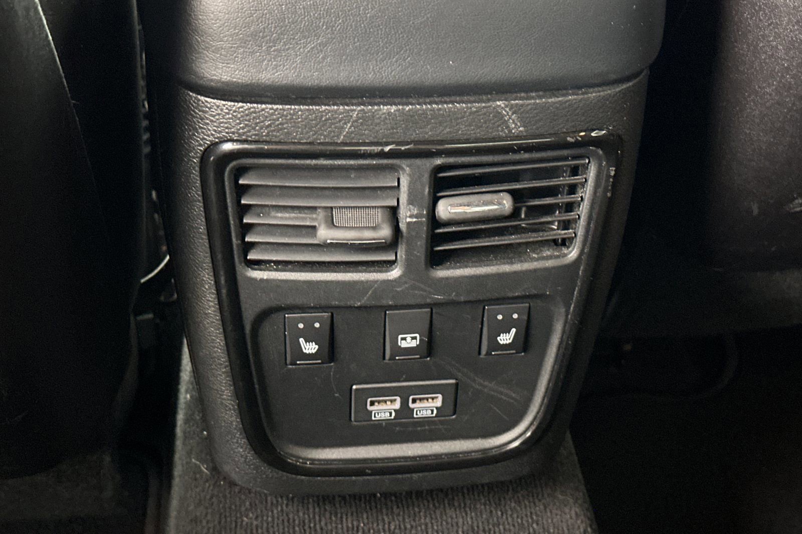 Used 2023 Chrysler 300 S w/ Comfort Group RWD image 13
