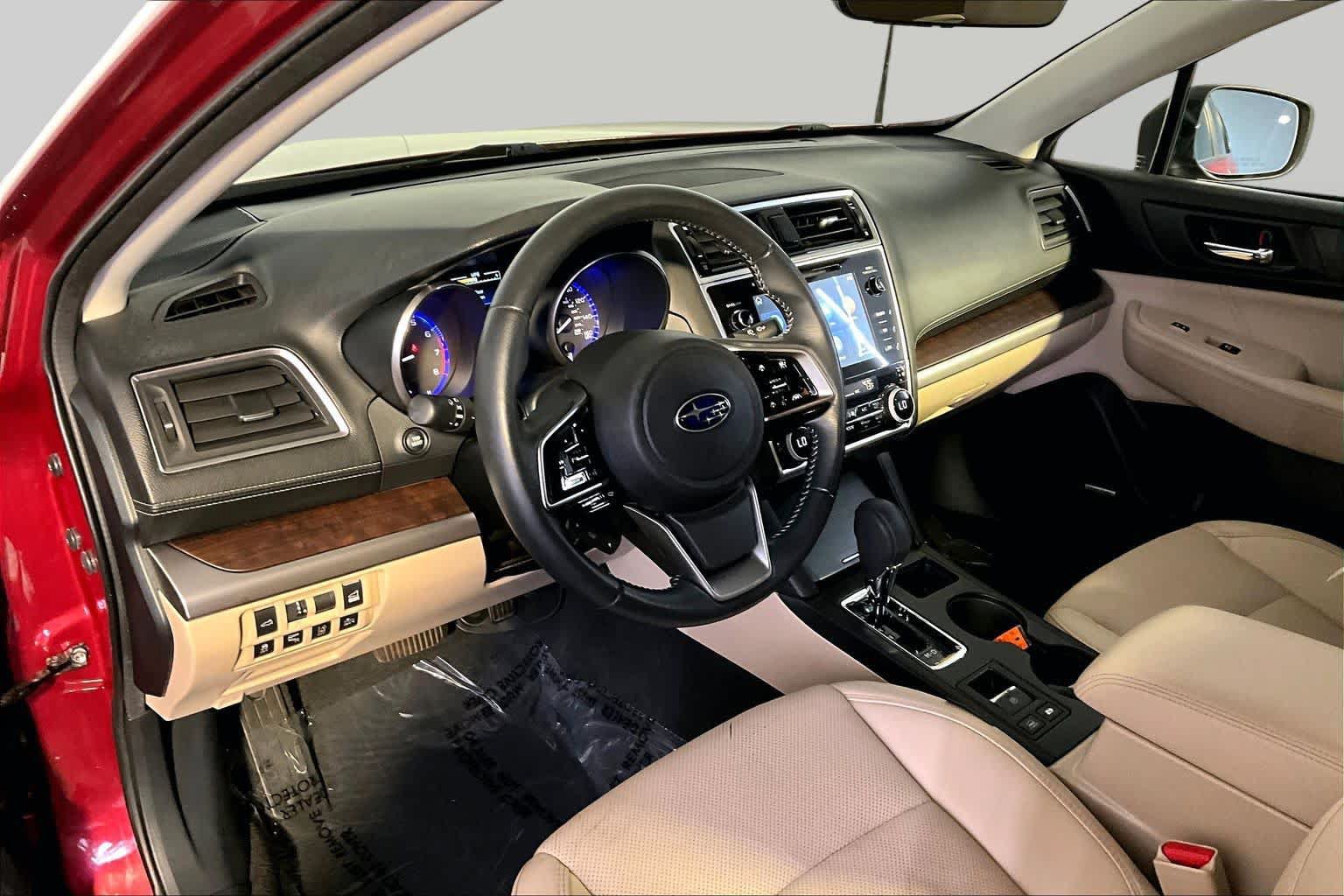 Used 2019 Subaru Outback 3.6R Limited AWD/4WD image 18