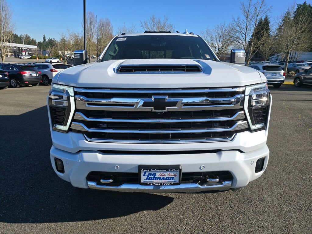 New 2026 Chevrolet Silverado 2500 High Country w/ High Country Premium Package AWD/4WD image 2