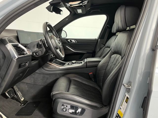Used 2023 BMW X7 xDrive40i w/ M Sport Package image 10