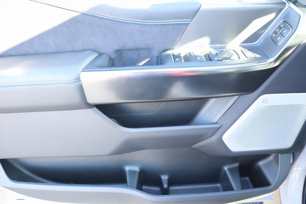 New 2026 Ford F250 Platinum image 17