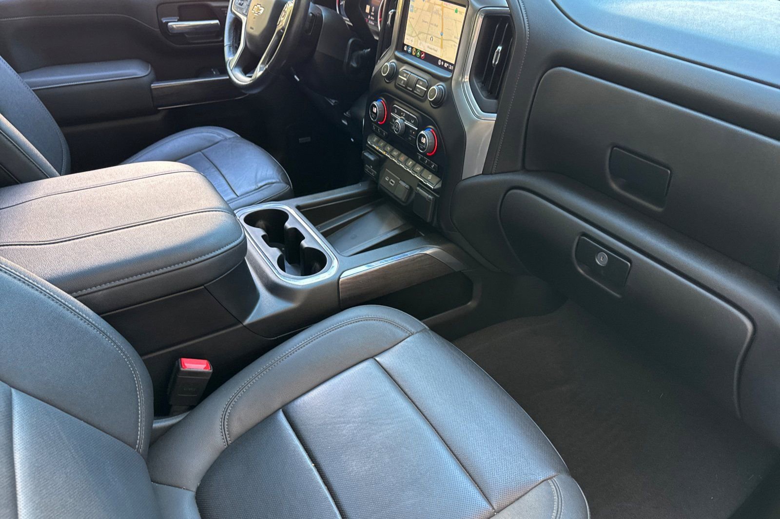 Used 2023 Chevrolet Silverado 2500 LTZ w/ LTZ Premium Package image 19