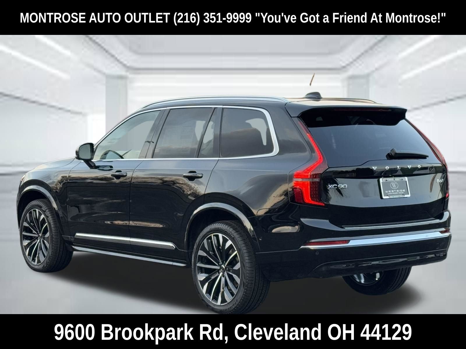 New 2026 Volvo XC90 B6 Plus w/ Protection Package Premier AWD/4WD image 3