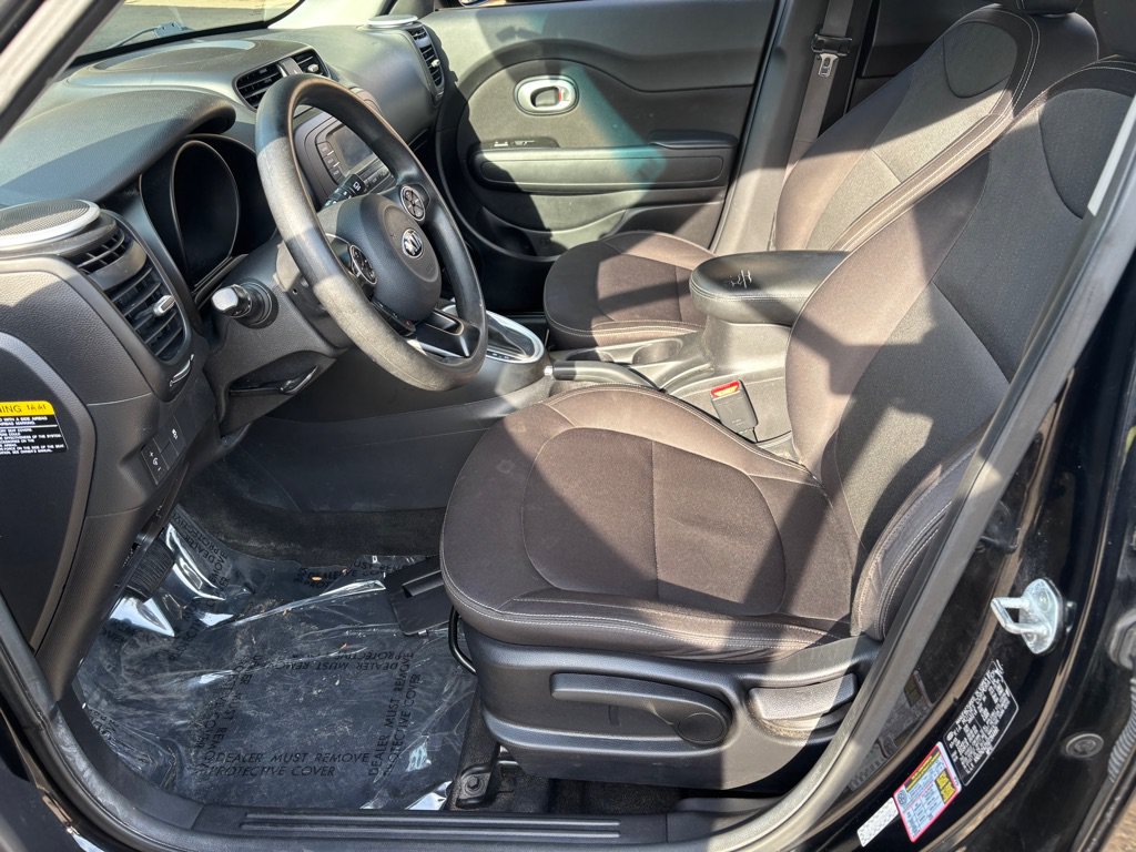 Used 2016 Kia Soul w/ Convenience Package FWD image 11