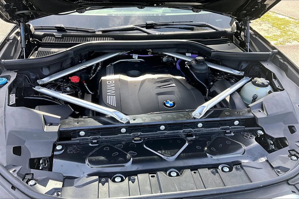 Certified 2025 BMW X5 xDrive40i w/ Climate Comfort Package AWD/4WD image 30