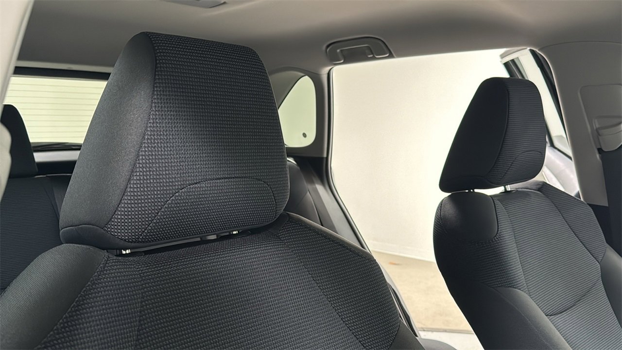 Certified 2025 Toyota RAV4 LE image 19
