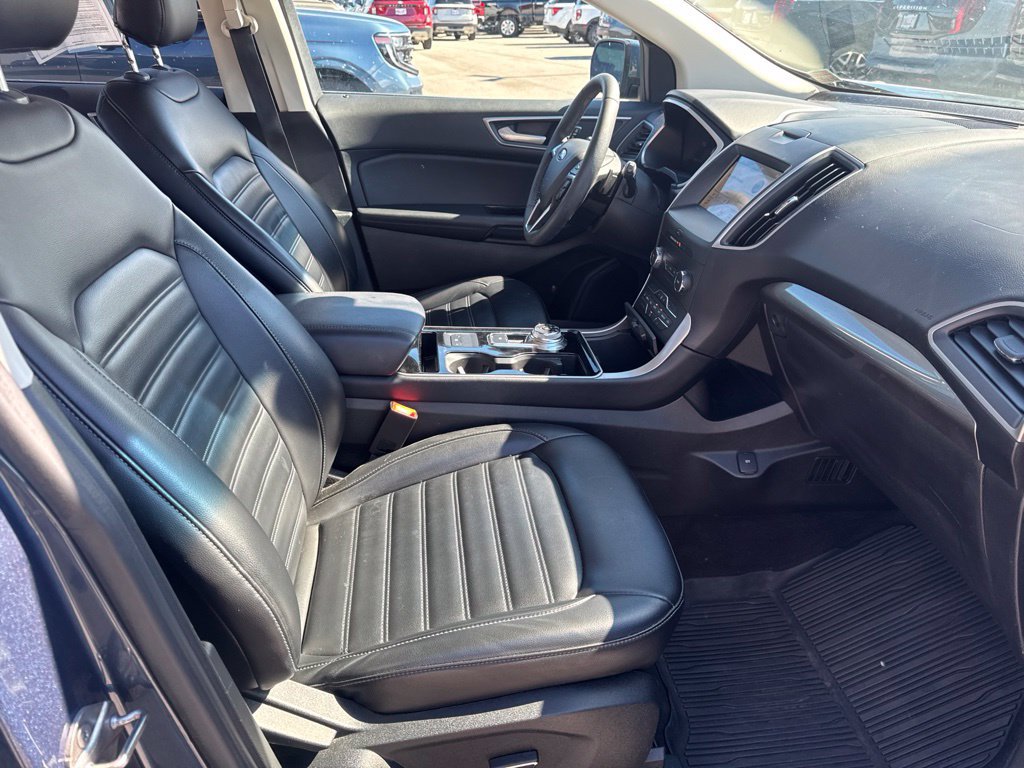 Used 2019 Ford Edge SEL w/ Equipment Group 201A AWD/4WD image 34