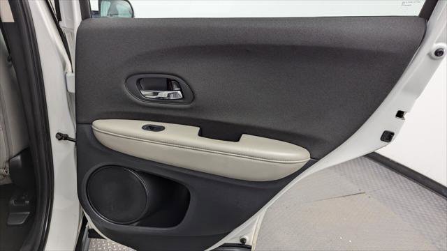 Used 2020 Honda HR-V LX image 19