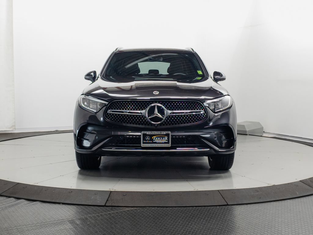 Used 2025 Mercedes-Benz GLC 300 4MATIC w/ AMG Line video 2