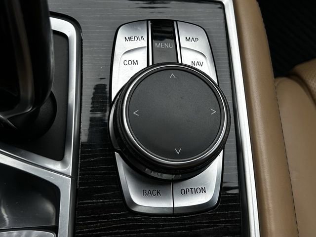 Used 2016 BMW 750i xDrive AWD/4WD image 23