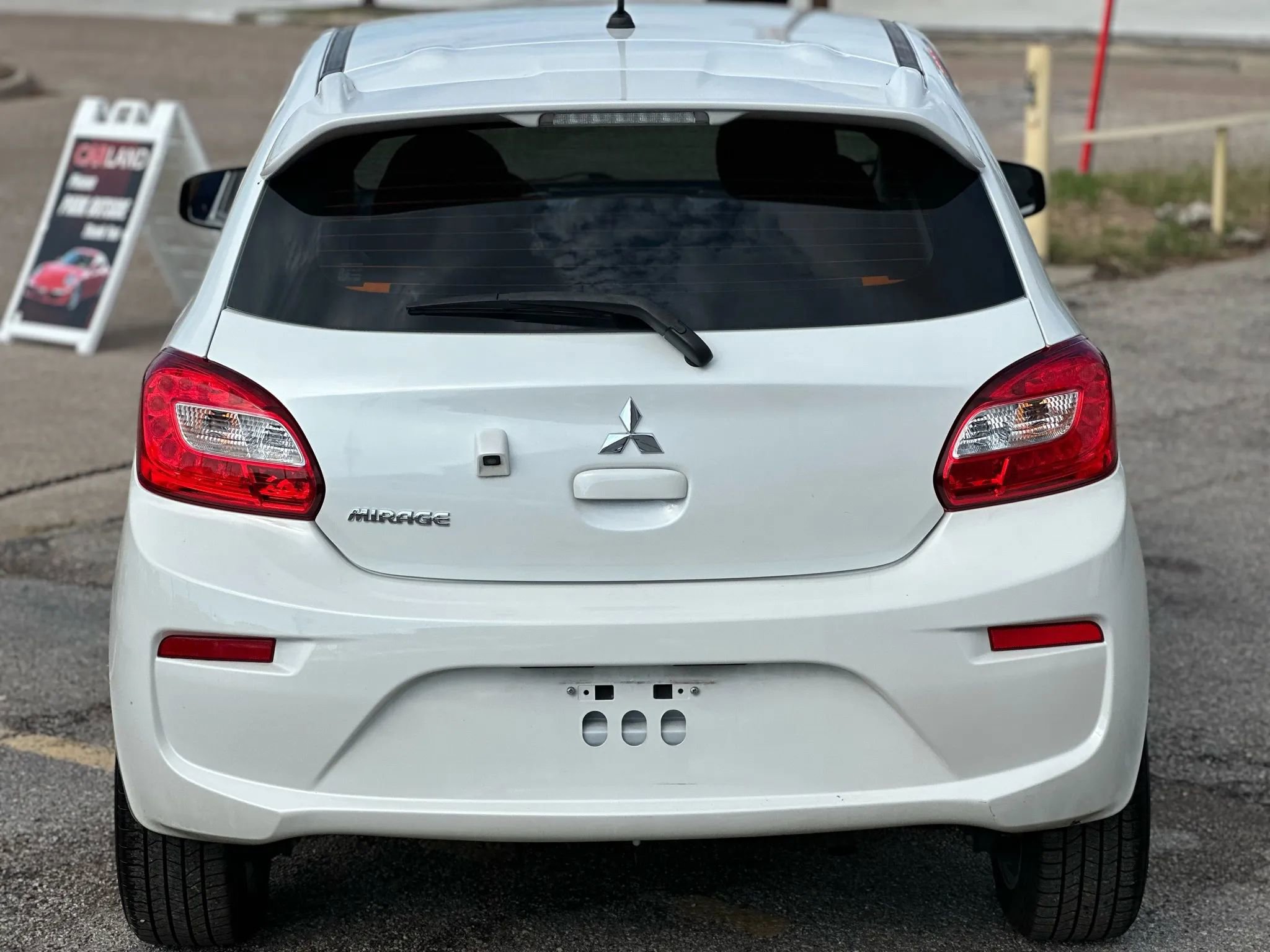 Used 2020 Mitsubishi Mirage ES image 5