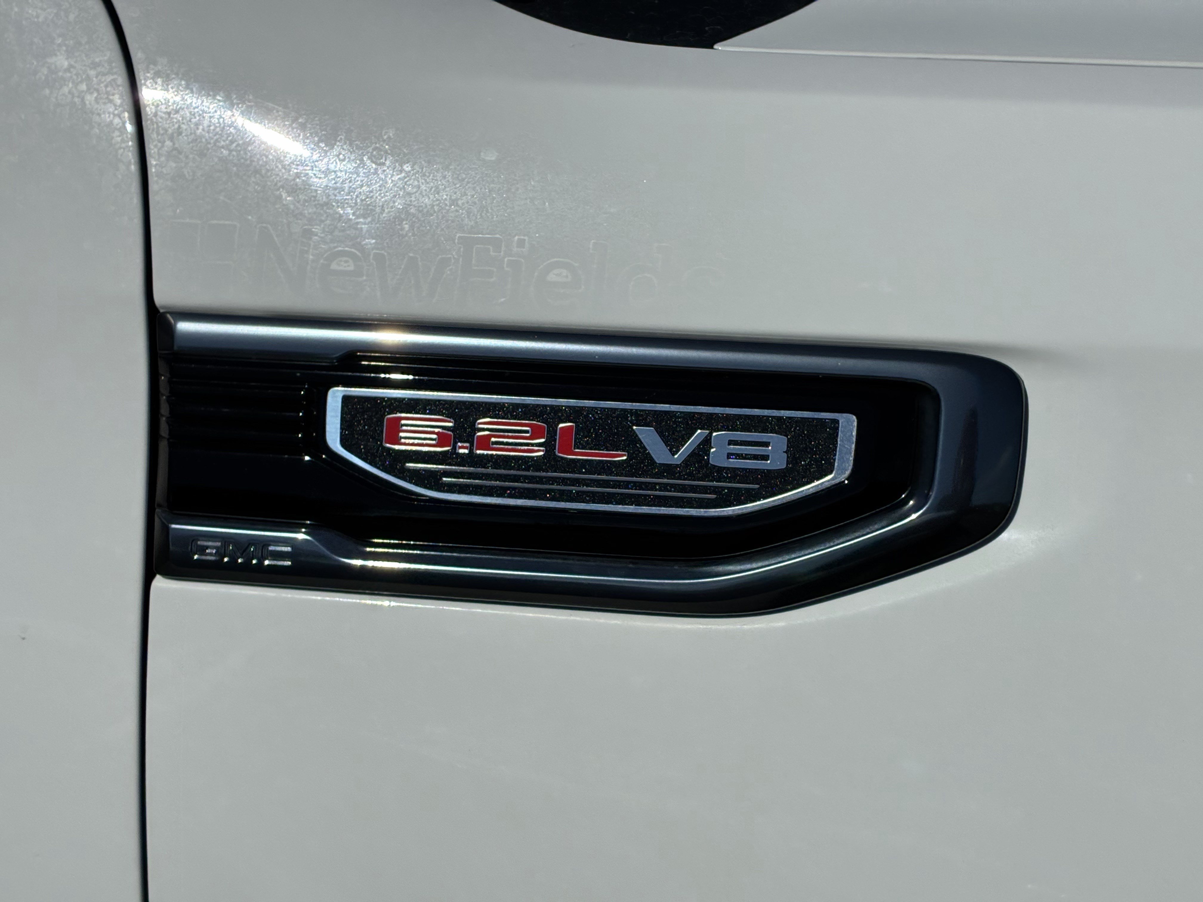 Used 2025 GMC Sierra 1500 AT4 AWD/4WD image 8