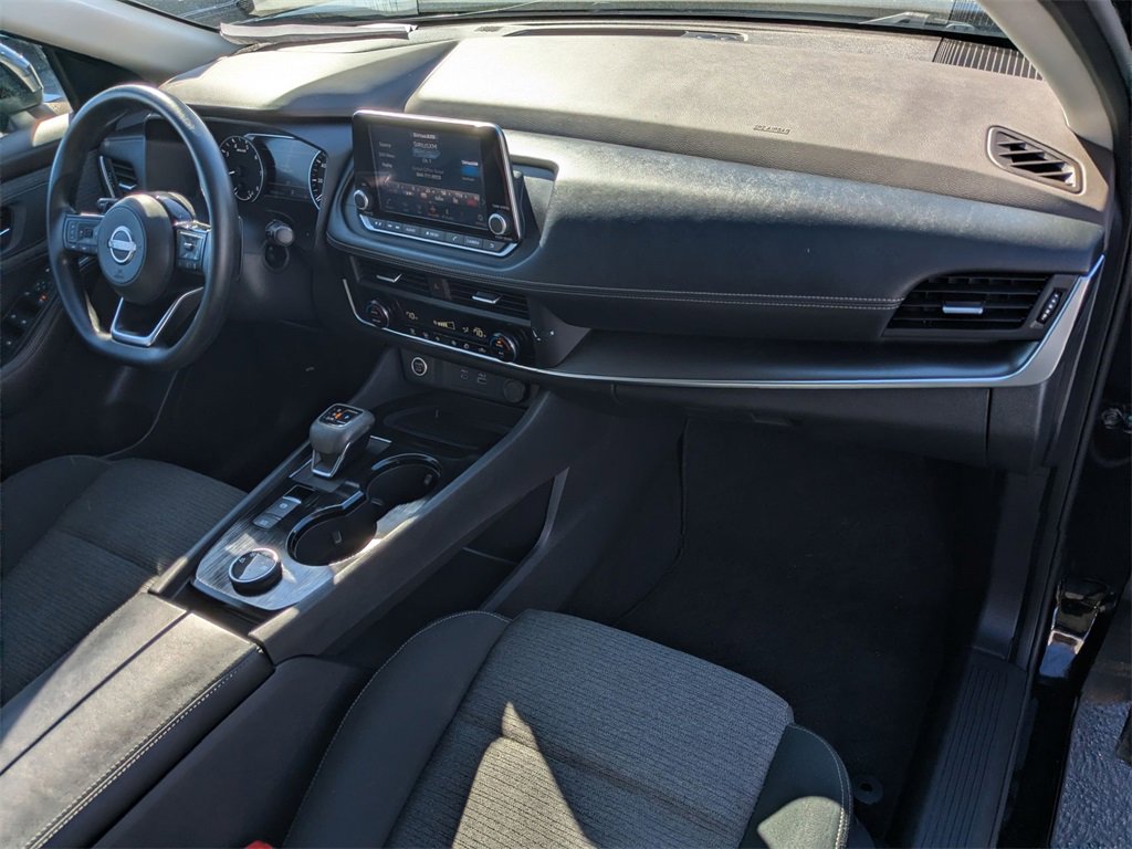 Used 2023 Nissan Rogue SV image 20