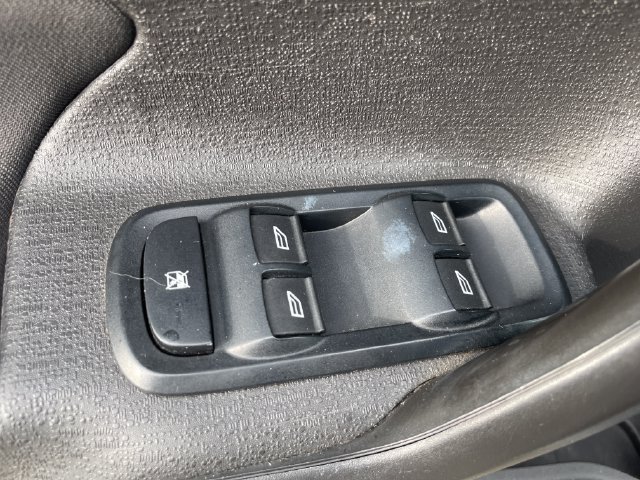 Used 2019 Ford Fiesta SE FWD image 12