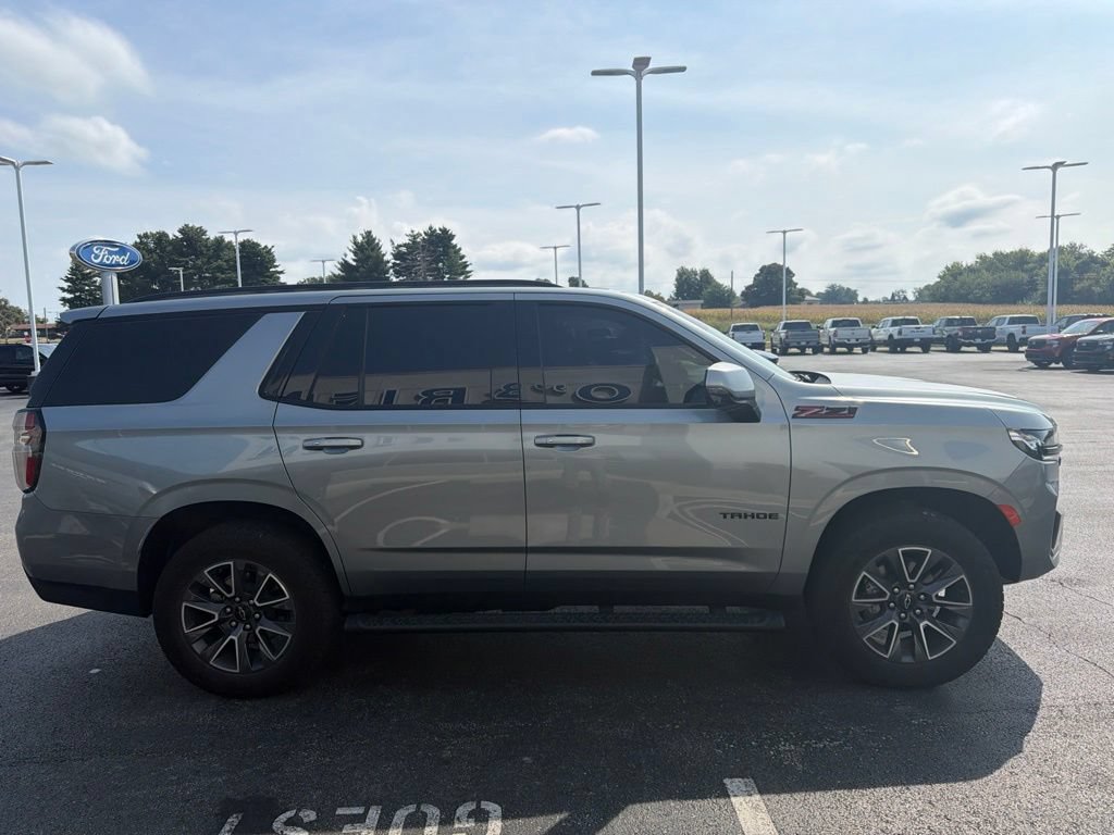 Used 2024 Chevrolet Tahoe Z71 w/ Luxury Package AWD/4WD image 5