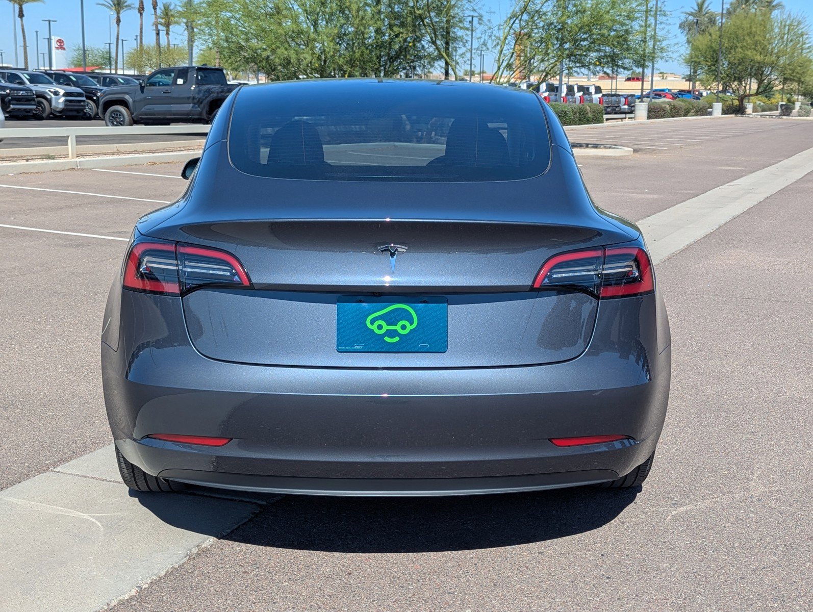 Used 2023 Tesla Model 3 Standard Range image 4