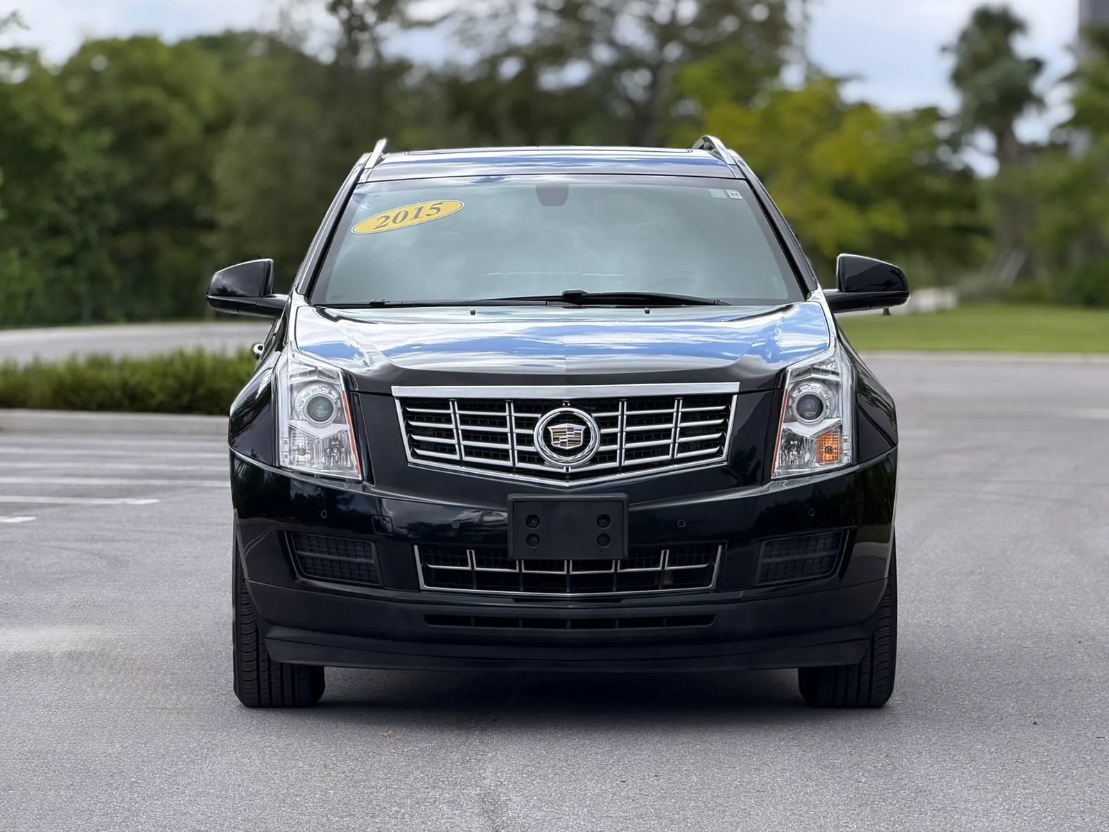 Used 2015 Cadillac SRX Luxury AWD/4WD image 2