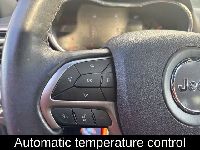 Used 2018 Jeep Grand Cherokee Limited image 16