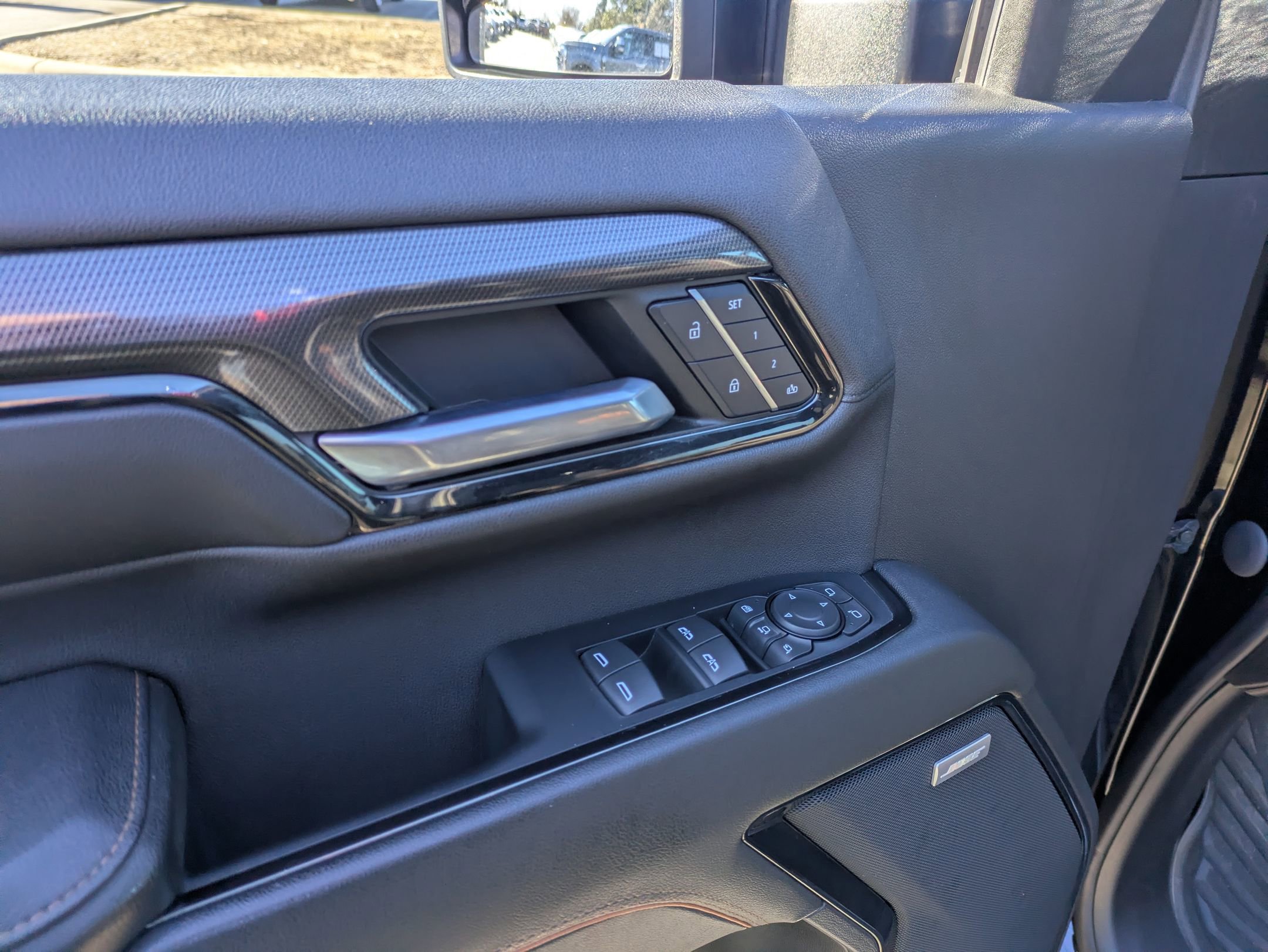 Used 2024 GMC Sierra 2500 AT4 w/ AT4 Premium Plus Package image 16