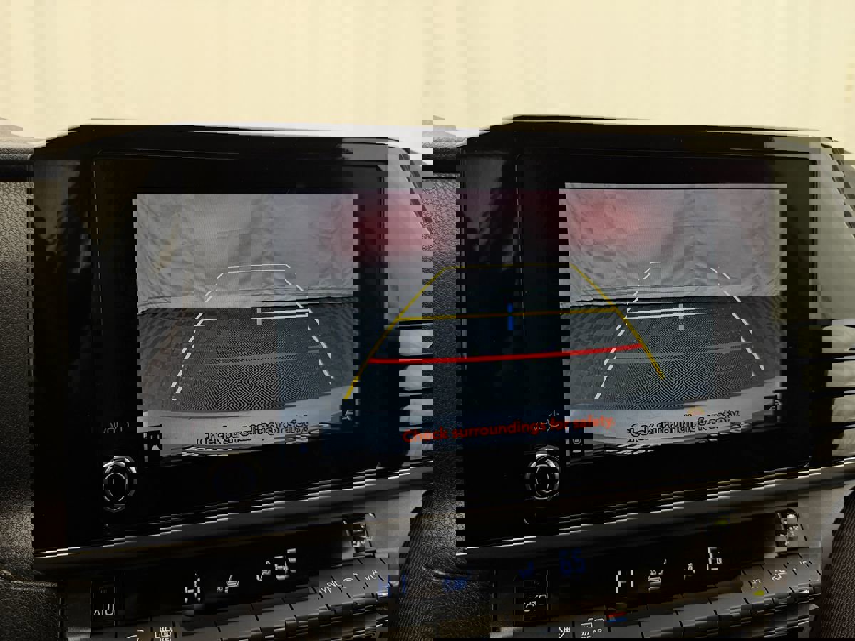 Used 2025 Toyota Camry LE image 22