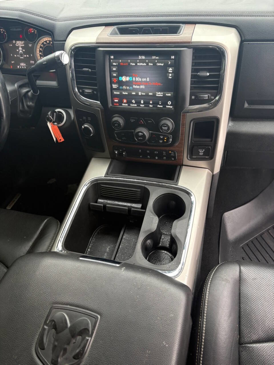 Used 2018 RAM 3500 Laramie AWD/4WD image 40