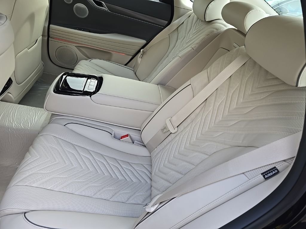 New 2026 Genesis G80 2.5T Sport Prestige image 10