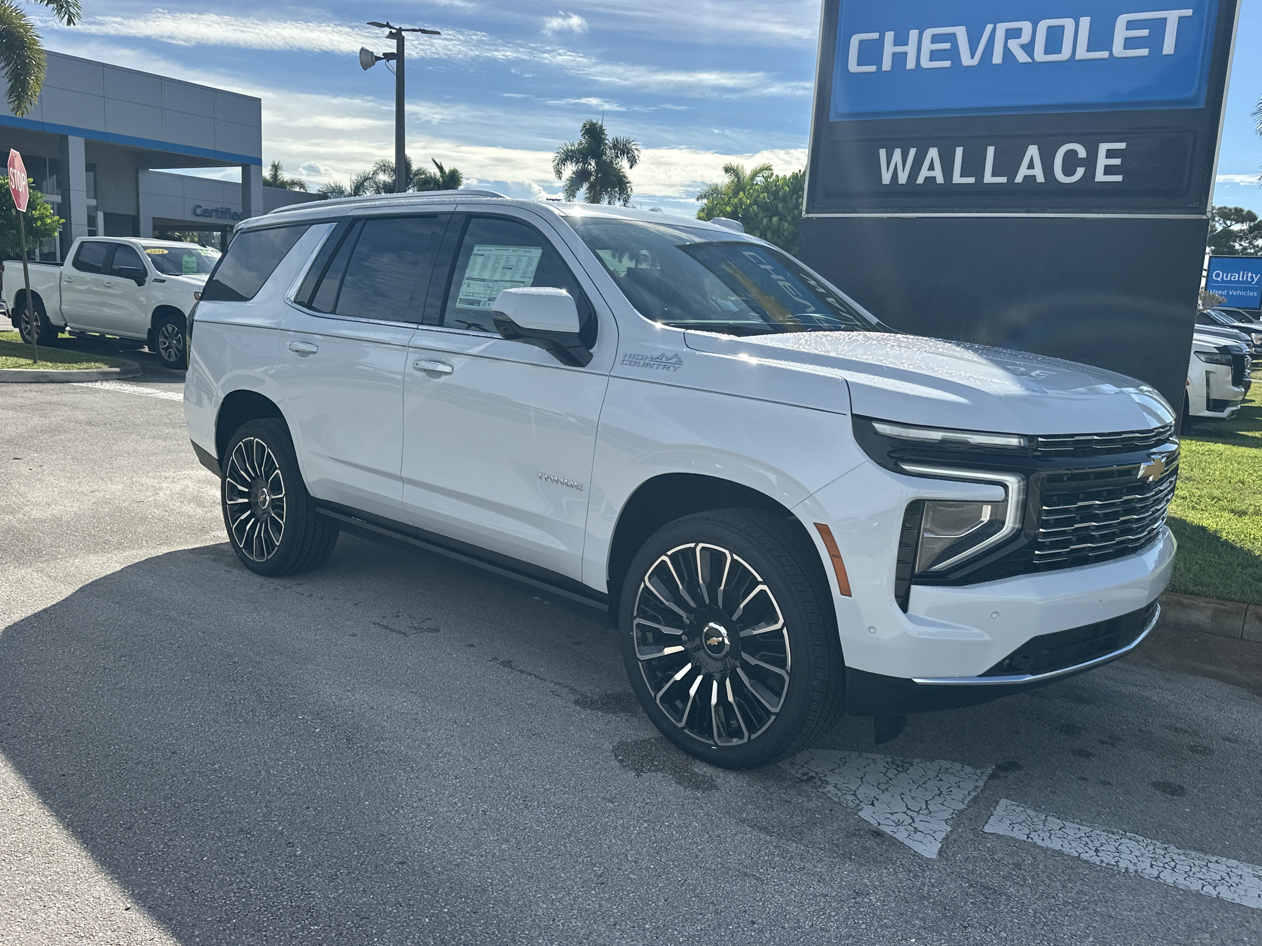New 2026 Chevrolet Tahoe High Country AWD/4WD image 4