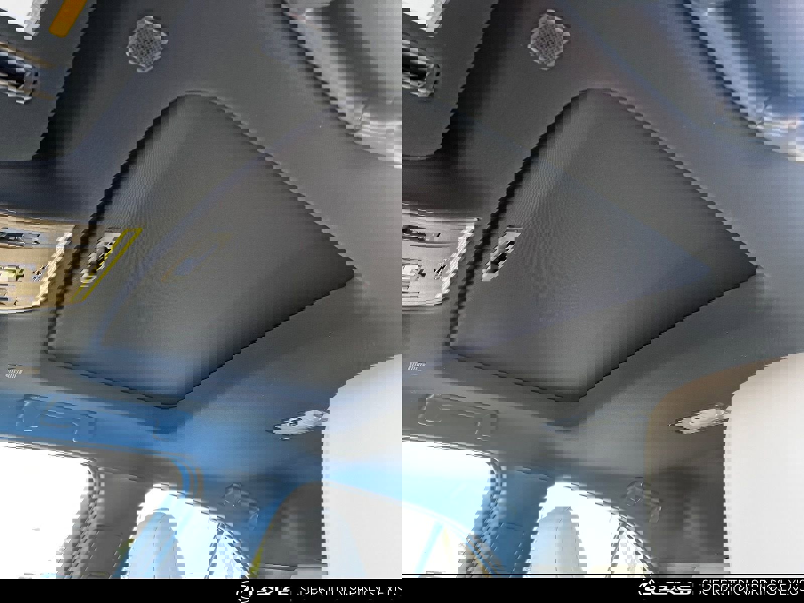 New 2026 Lexus UX 300h FWD image 19