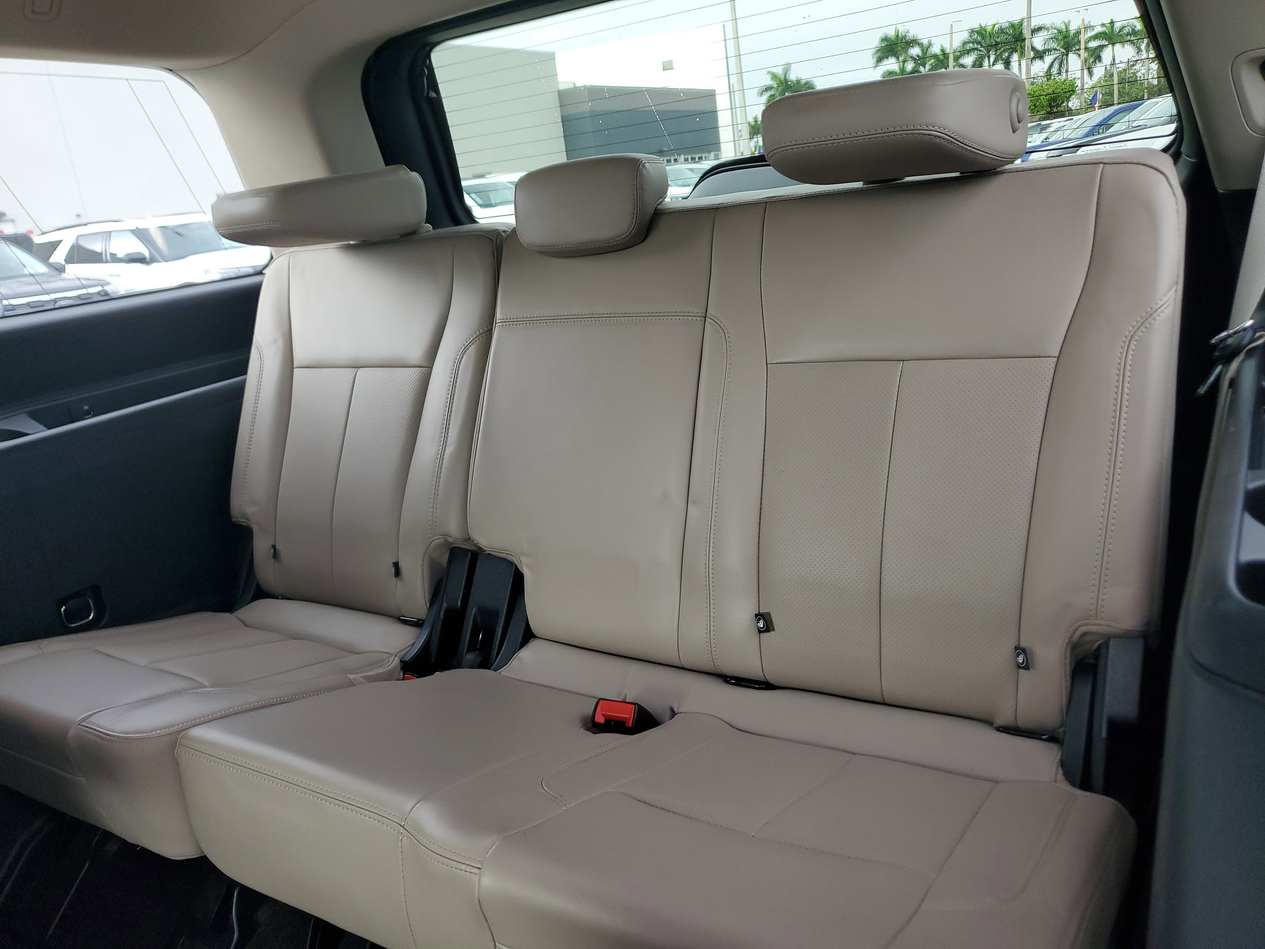 Used 2022 Ford Expedition XLT image 15