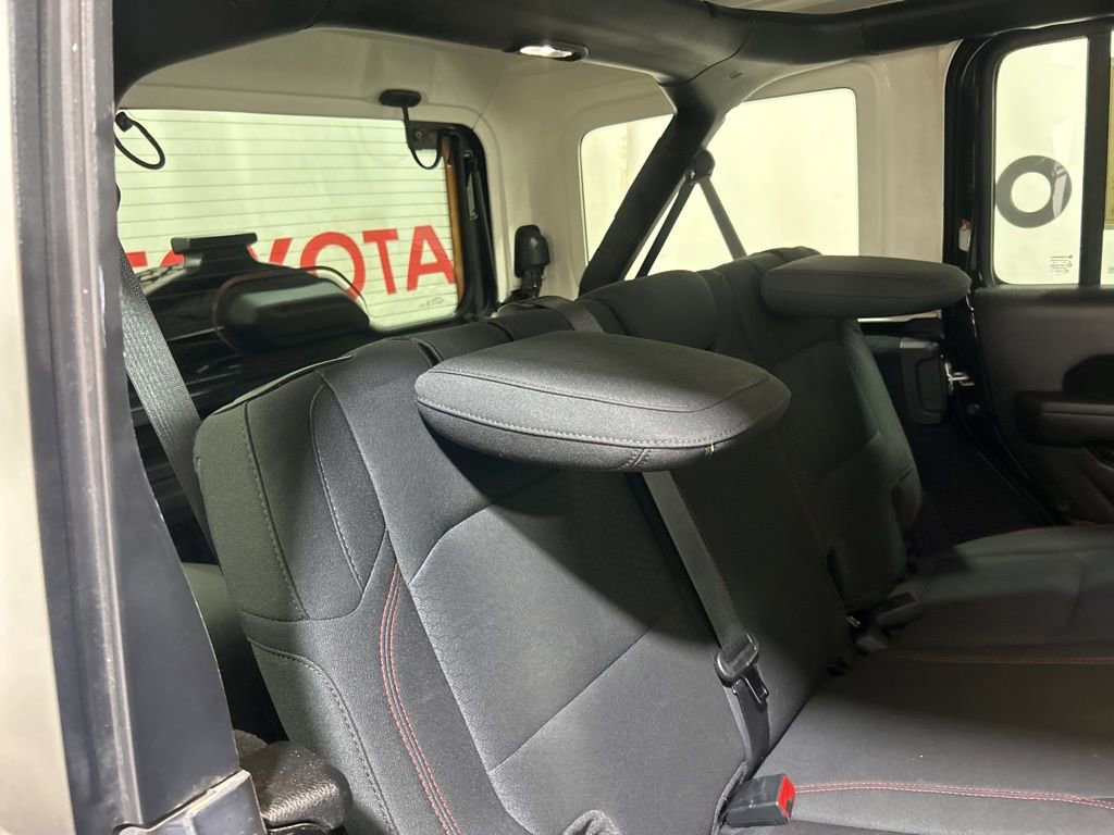 Used 2023 Jeep Wrangler Unlimited Rubicon w/ Cold Weather Group image 14