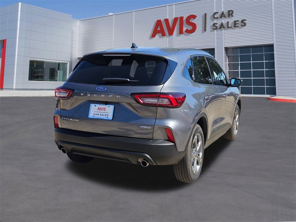 Used 2025 Ford Escape ST-Line image 6
