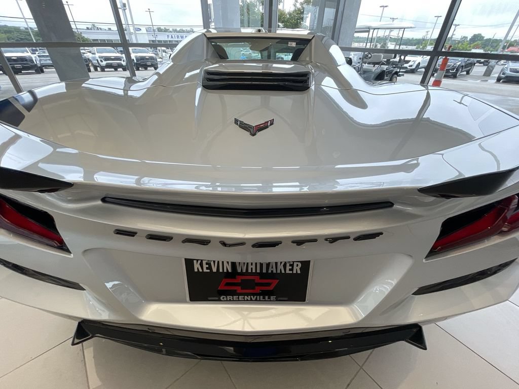 New 2027 Chevrolet Corvette Grand Sport w/ Z52 Sport Performance Package RWD image 31