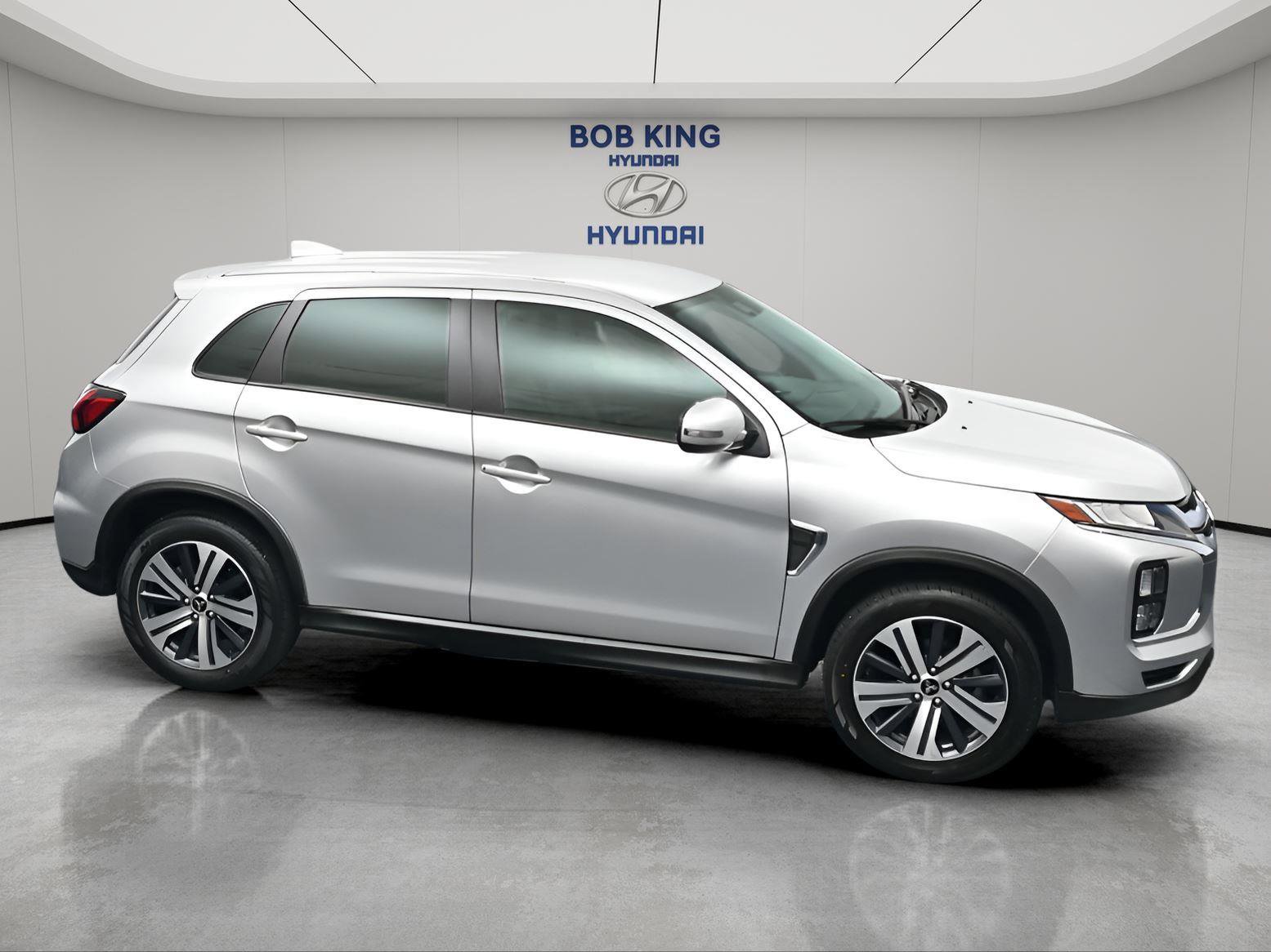 Used 2024 Mitsubishi Outlander Sport SE image 9