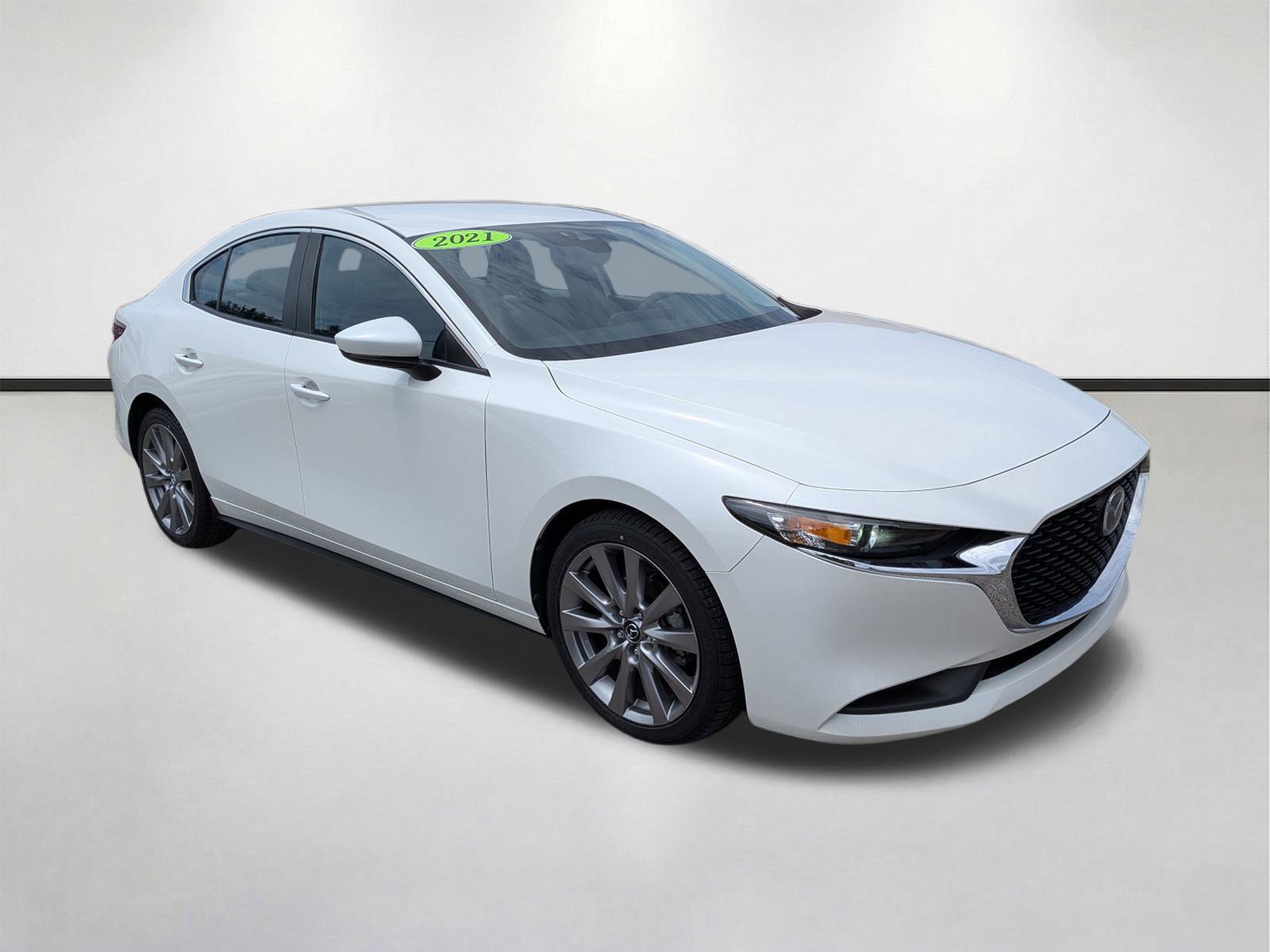 Used 2021 MAZDA MAZDA3 s FWD image 2