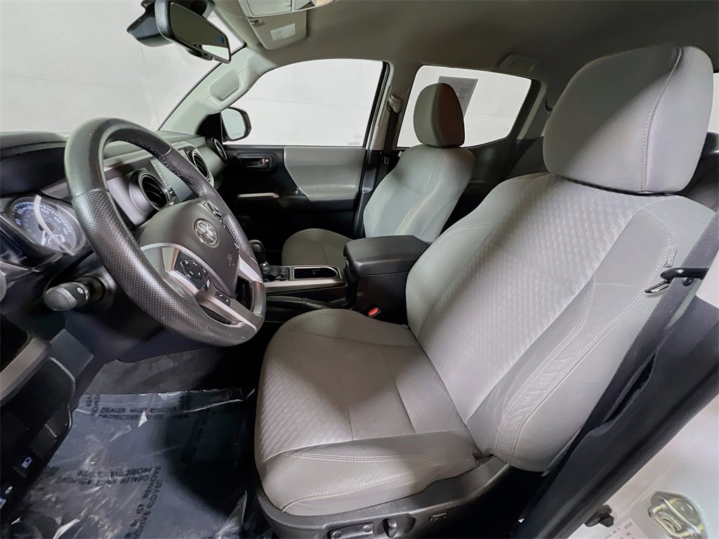 Certified 2021 Toyota Tacoma SR5 image 19