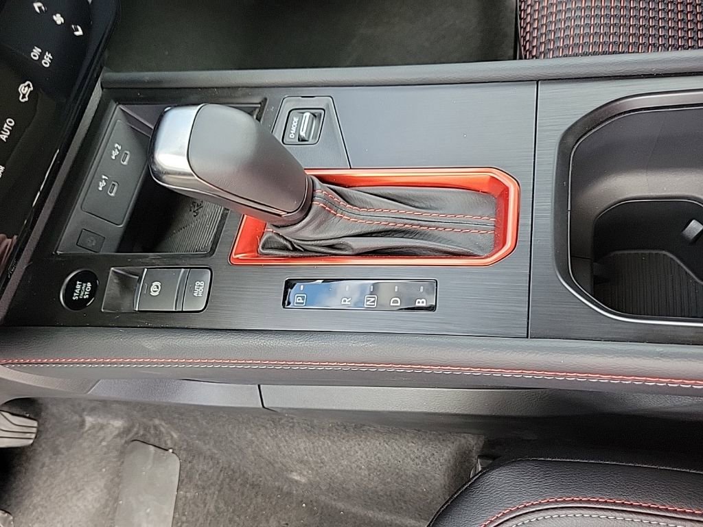 New 2026 Nissan Kicks SR w/ SR Premium Package image 28