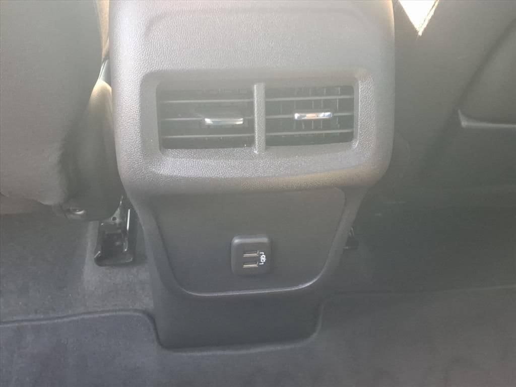 Used 2023 GMC Terrain SLE w/ Elevation Edition FWD image 24