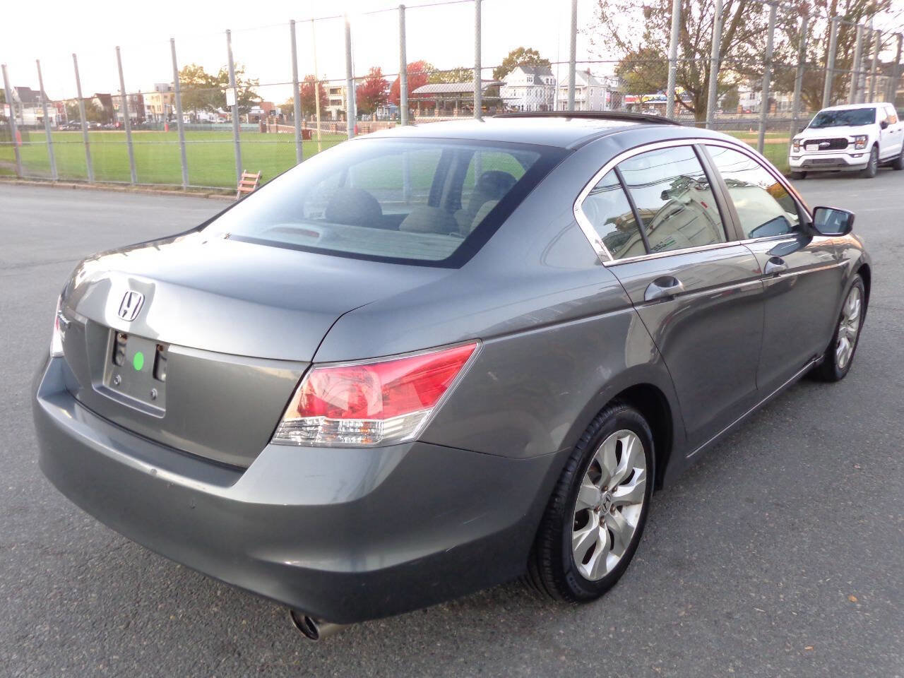 Used 2010 Honda Accord EX image 3