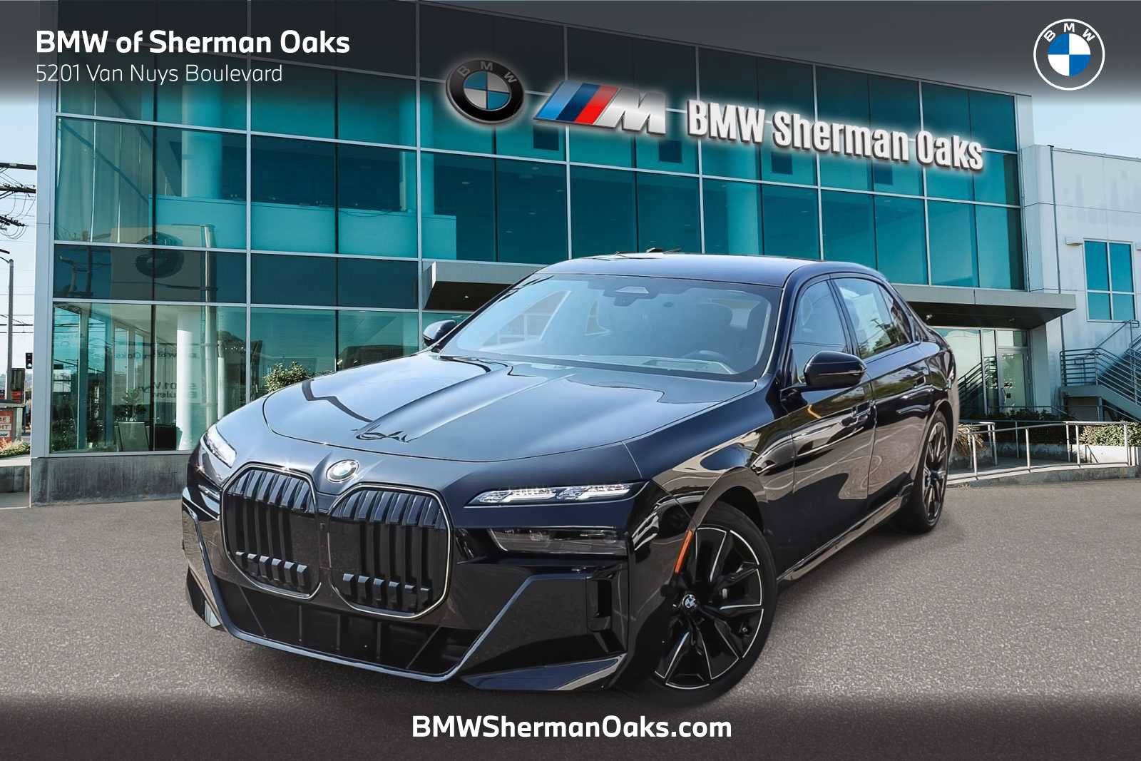 New 2026 BMW 740i w/ Executive Package RWD image 1