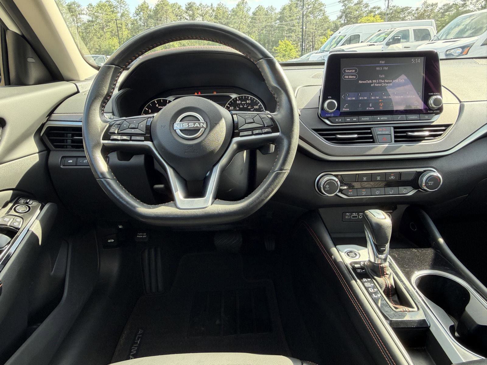 Used 2024 Nissan Altima 2.5 SR FWD image 8