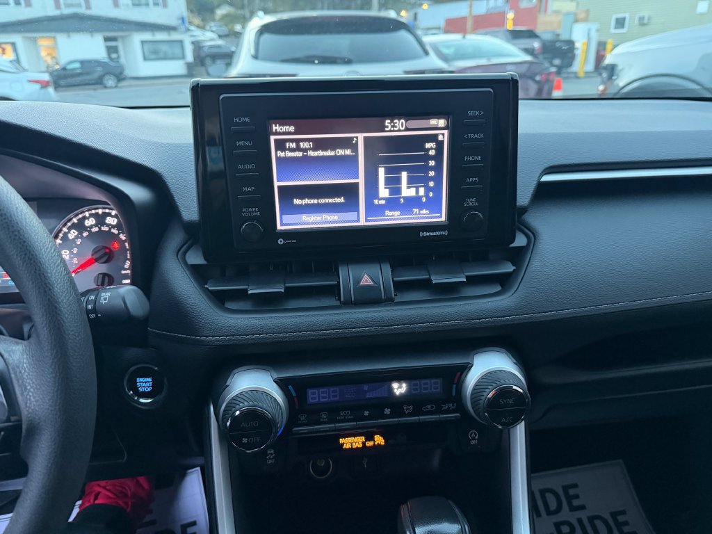 Used 2020 Toyota RAV4 XLE w/ All Weather Liner Package AWD/4WD image 17