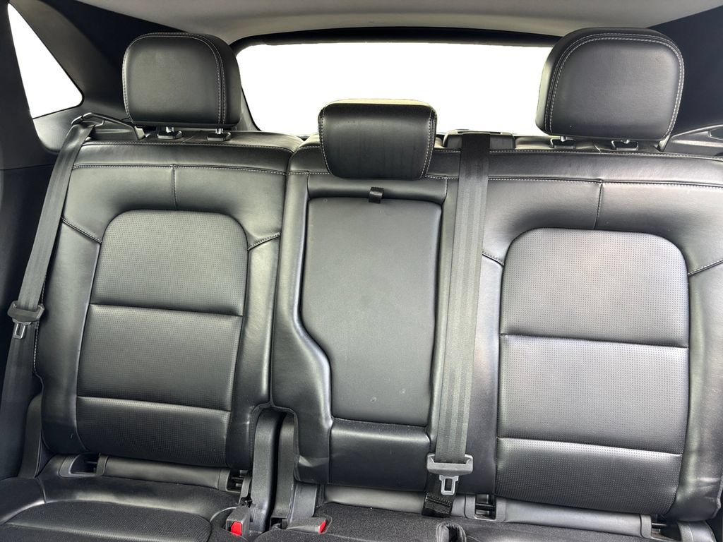 Used 2023 Ford Escape Platinum AWD/4WD image 40