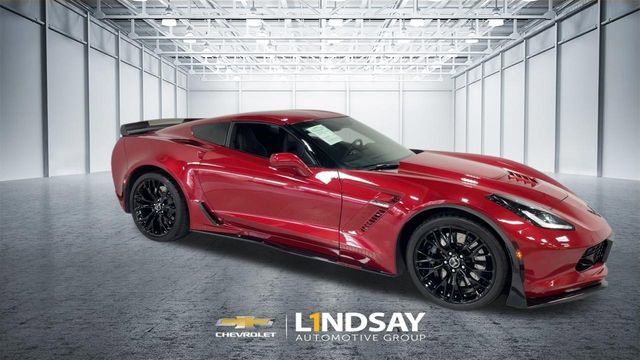 Used 2015 Chevrolet Corvette Z06 w/ 2LZ Preferred Equipment Group image 3