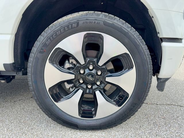 New 2025 Ford F150 Lightning Platinum image 41