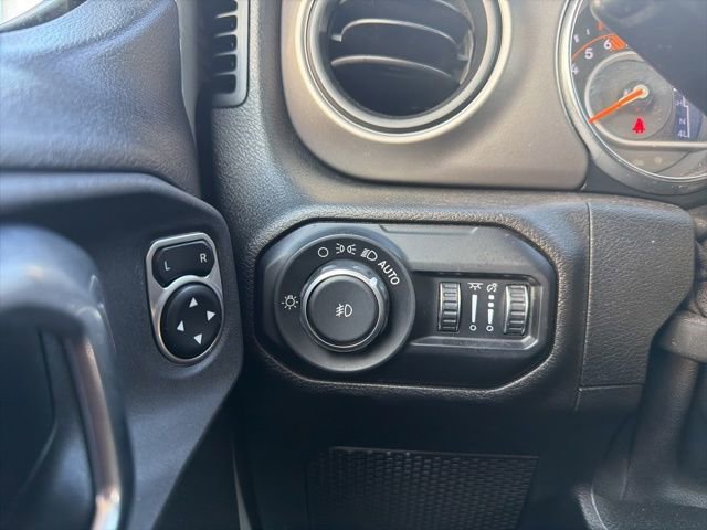 Used 2020 Jeep Wrangler Unlimited Sport image 34
