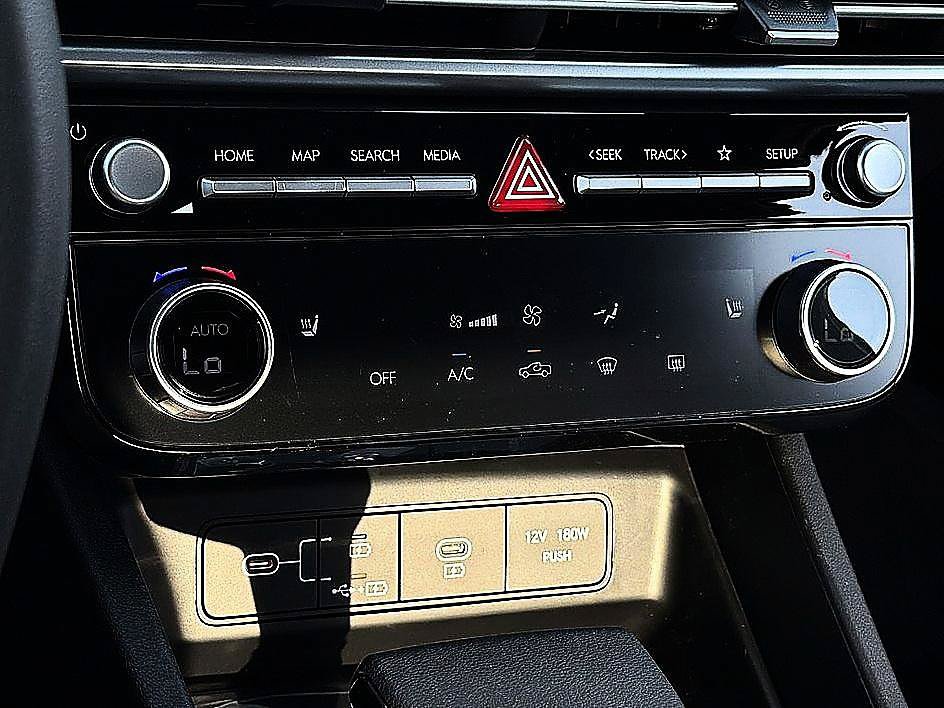 New 2026 Hyundai Santa Cruz SEL FWD image 11